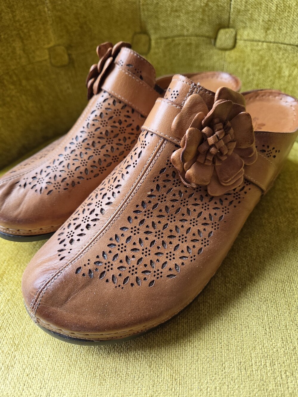 Spring Step Lilybean Leather Clogs